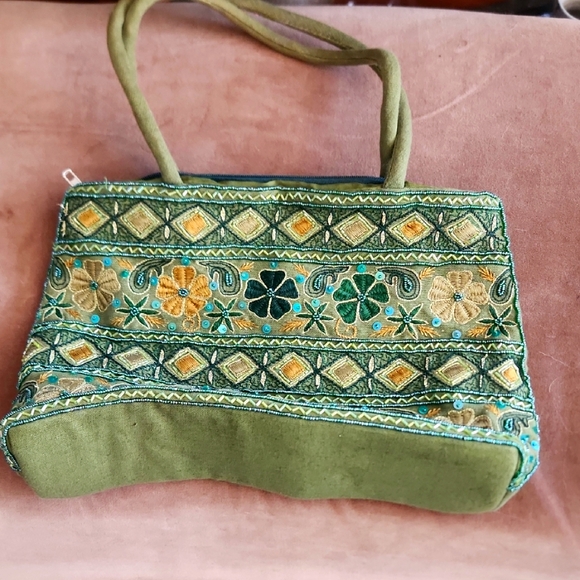 Embroidered And Beaded Lucky Green Bag - Picture 1 of 6
